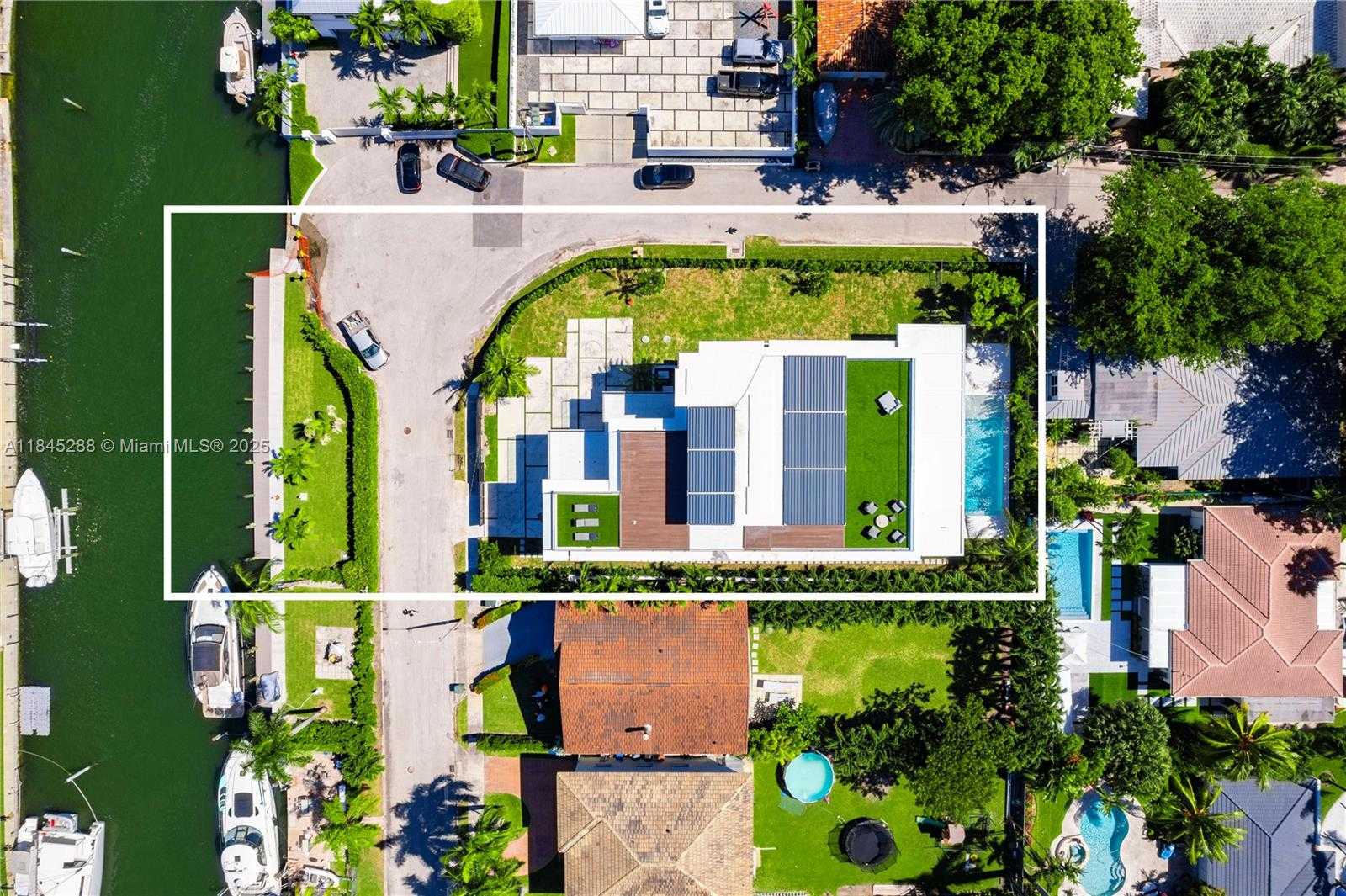 Small Image of 1248 NORTH EAST 89TH ST, Miami Number 65