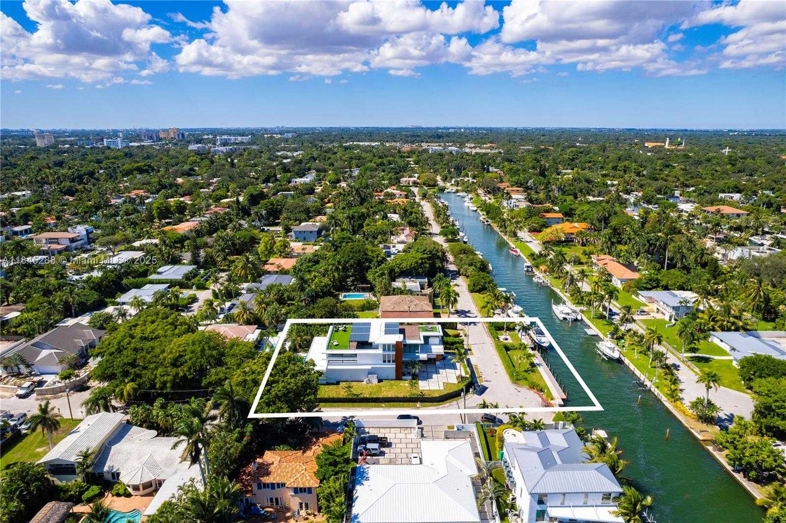 Small Image of 1248 NORTH EAST 89TH ST, Miami Number 66