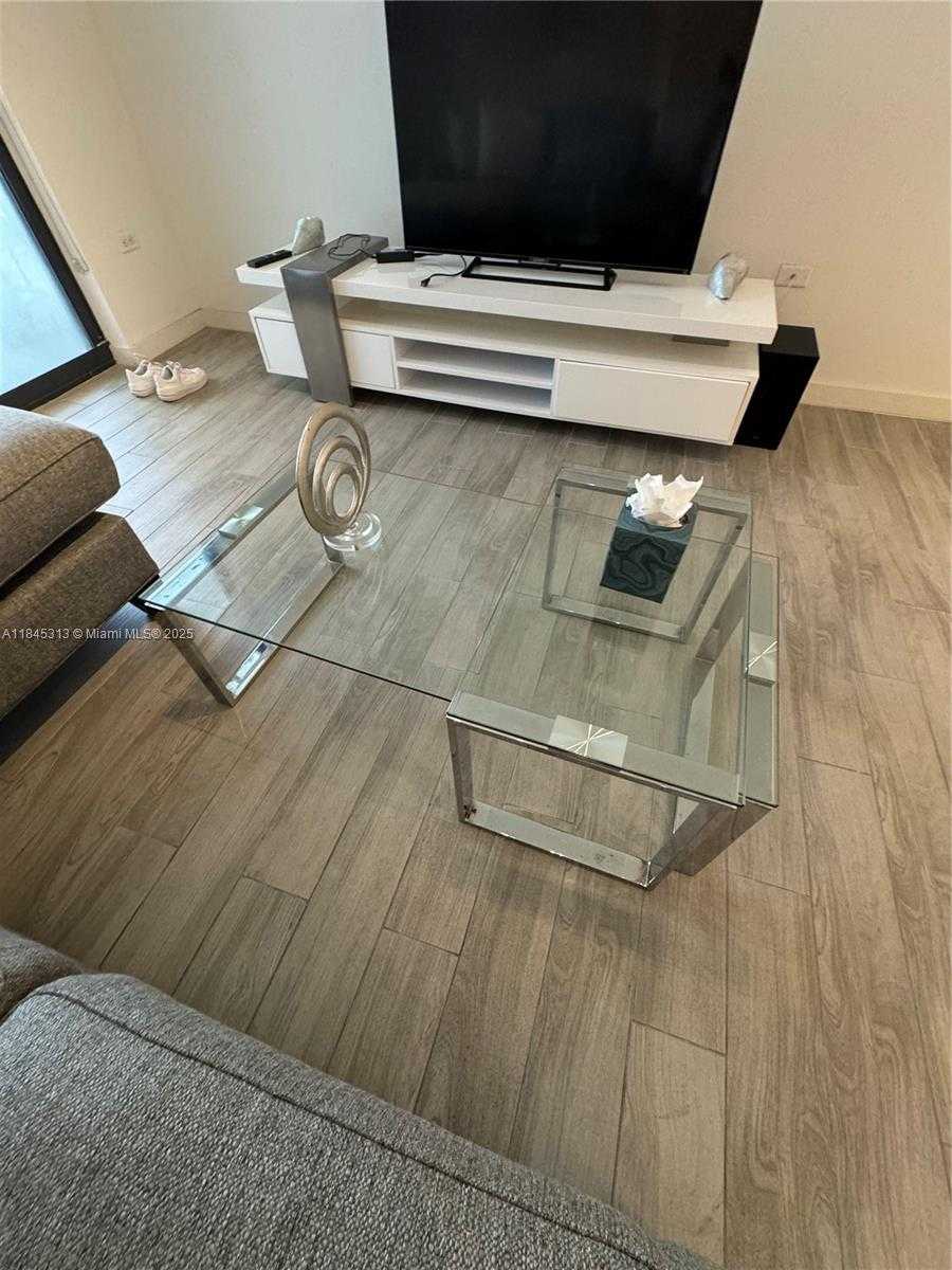 Small Image of 999 SOUTH WEST 1ST AVE #1401, Miami Number 2