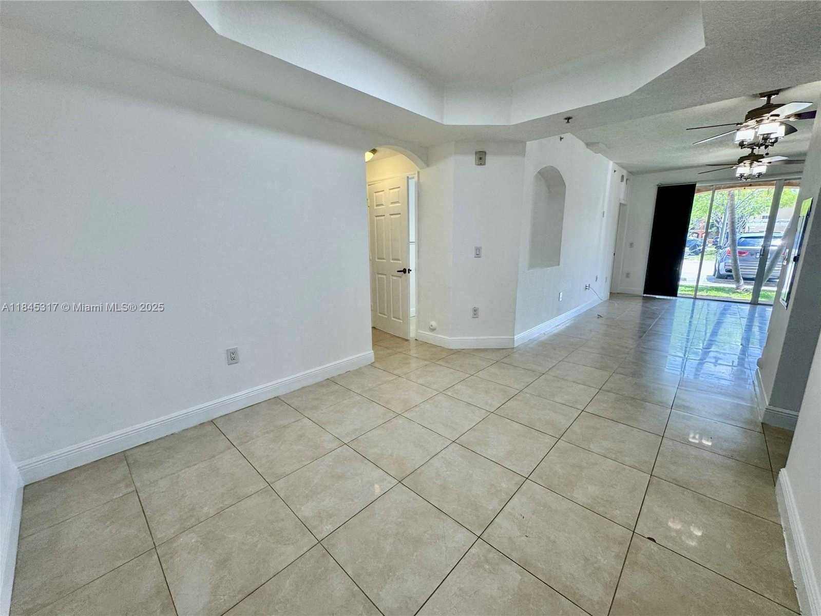 Small Image of 6540 NORTH WEST 114TH AVE #1402, Doral Number 22