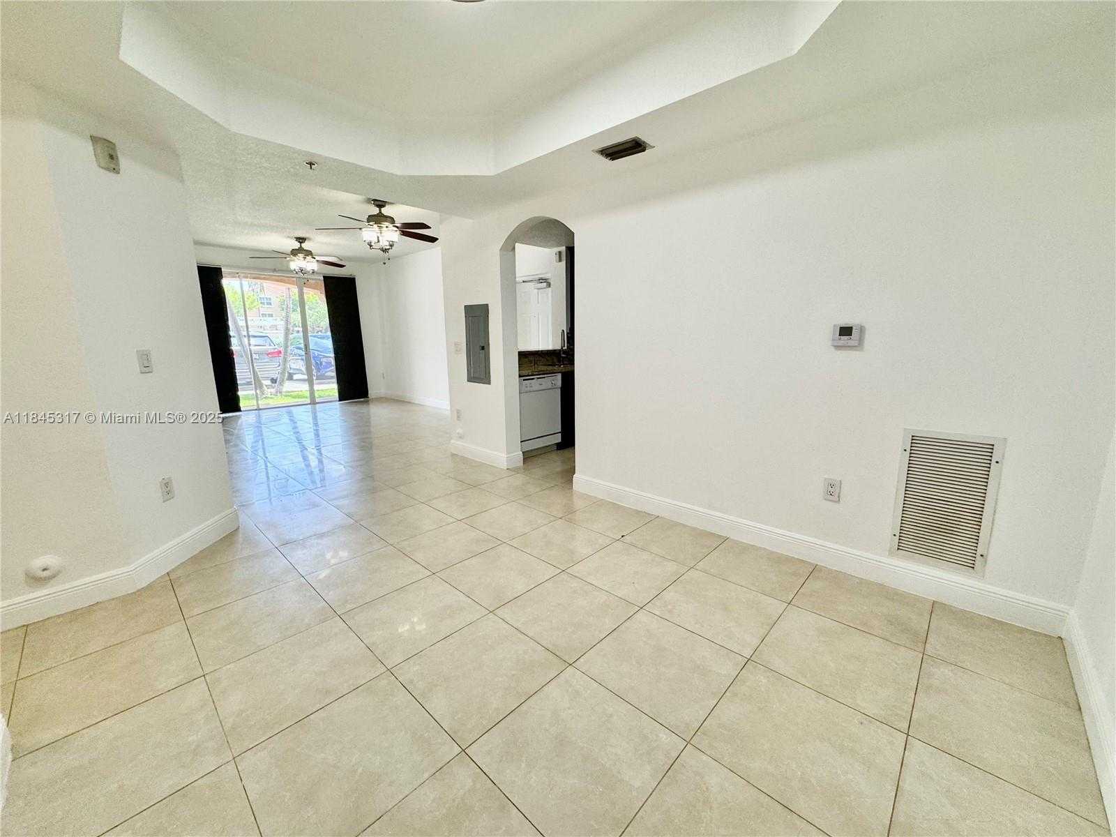 Small Image of 6540 NORTH WEST 114TH AVE #1402, Doral Number 23