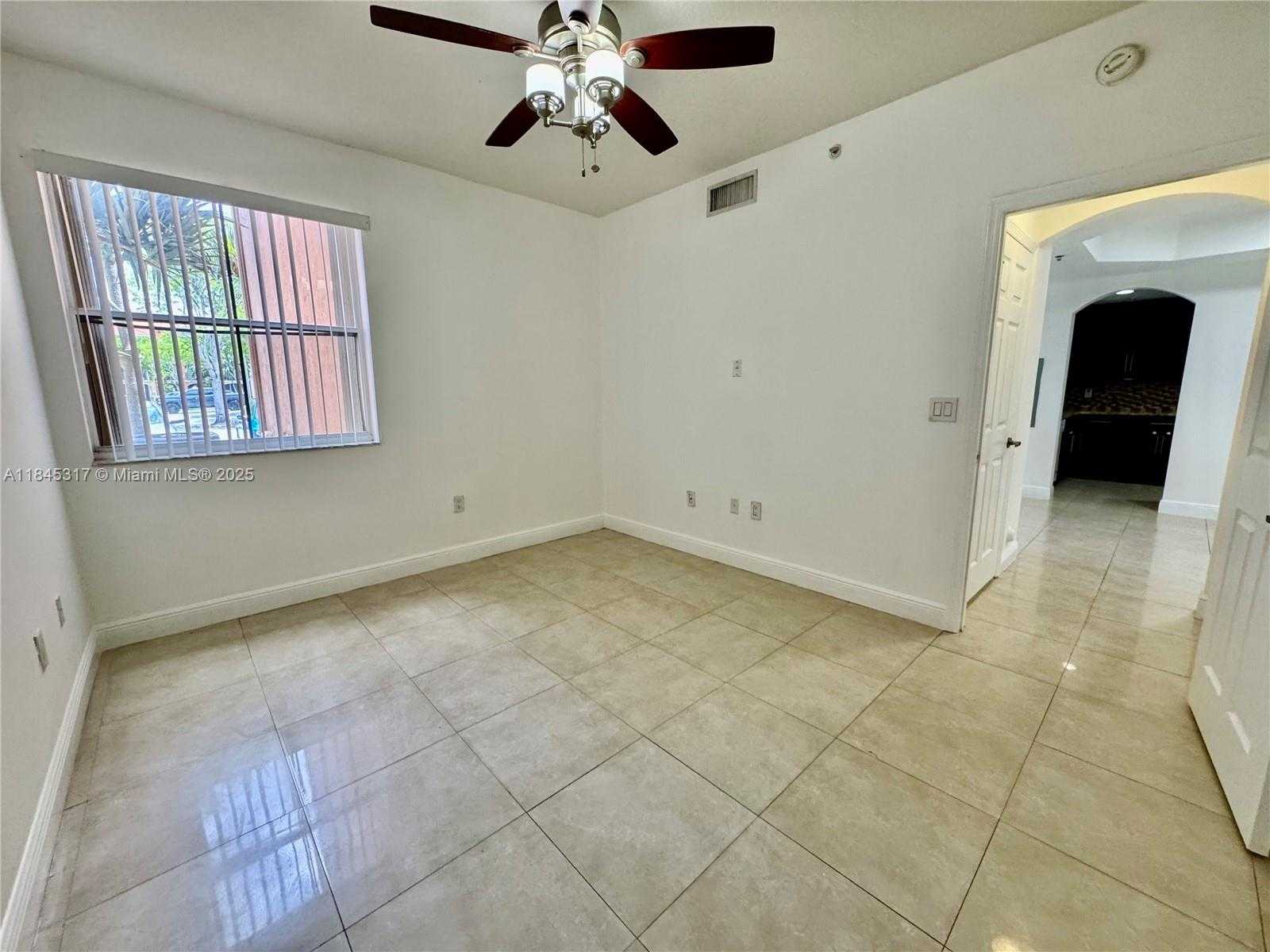 Small Image of 6540 NORTH WEST 114TH AVE #1402, Doral Number 27