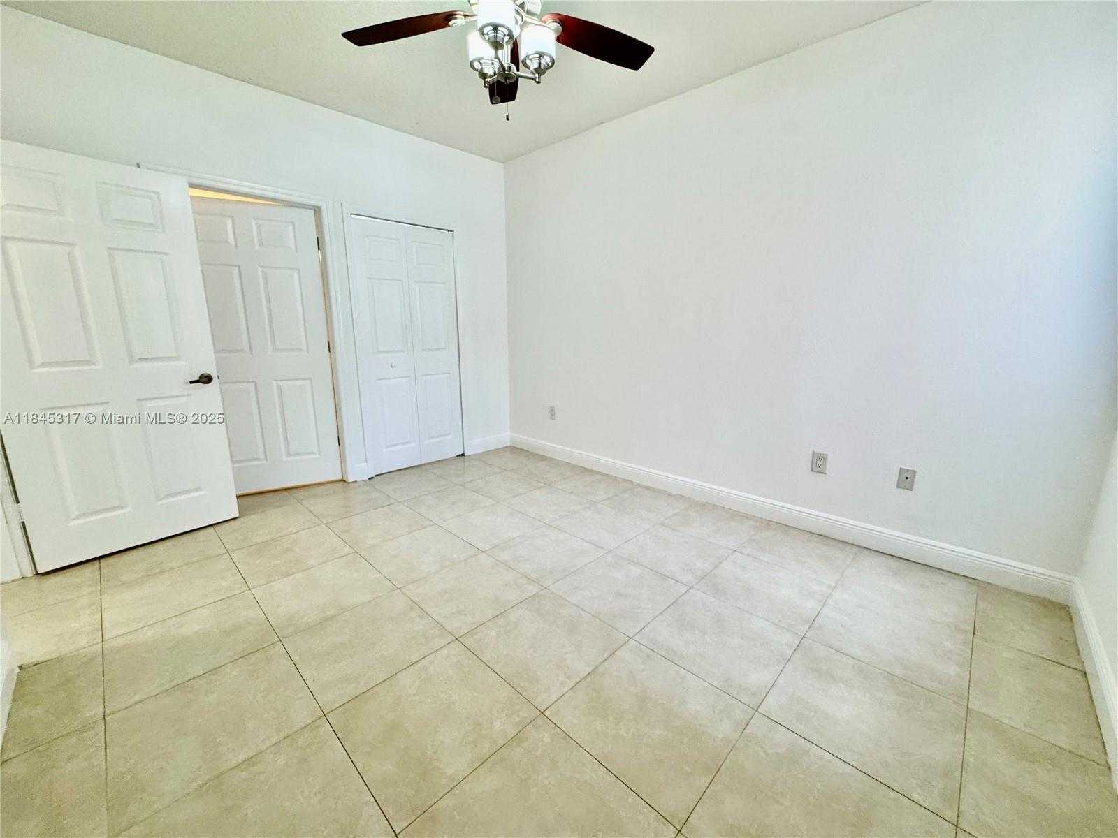 Small Image of 6540 NORTH WEST 114TH AVE #1402, Doral Number 29