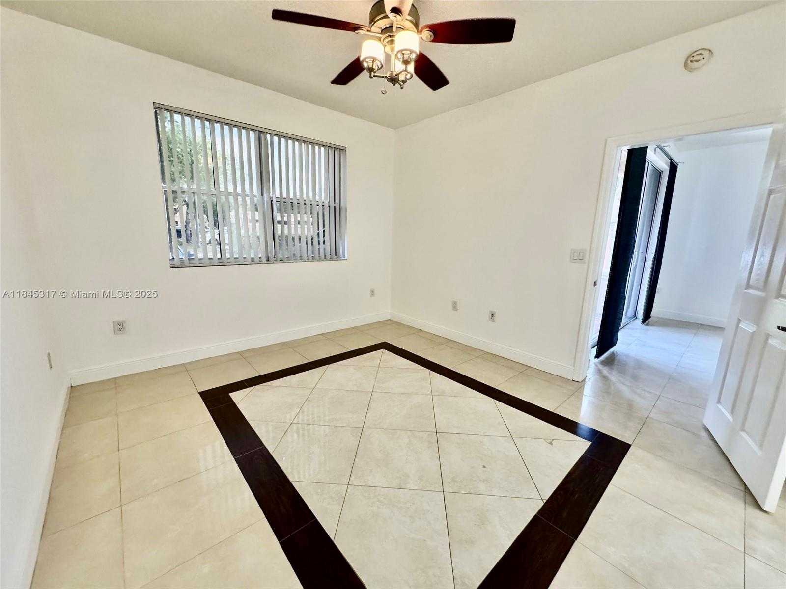 Small Image of 6540 NORTH WEST 114TH AVE #1402, Doral Number 35