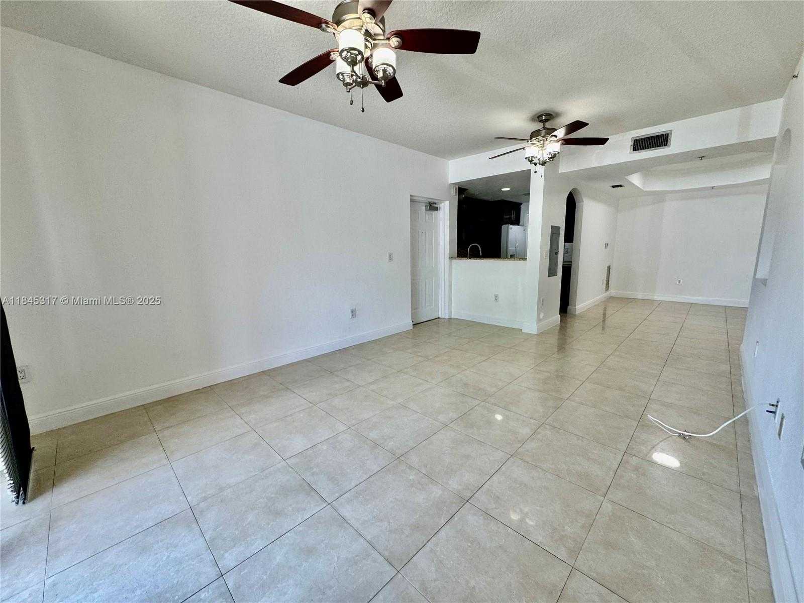 Small Image of 6540 NORTH WEST 114TH AVE #1402, Doral Number 6