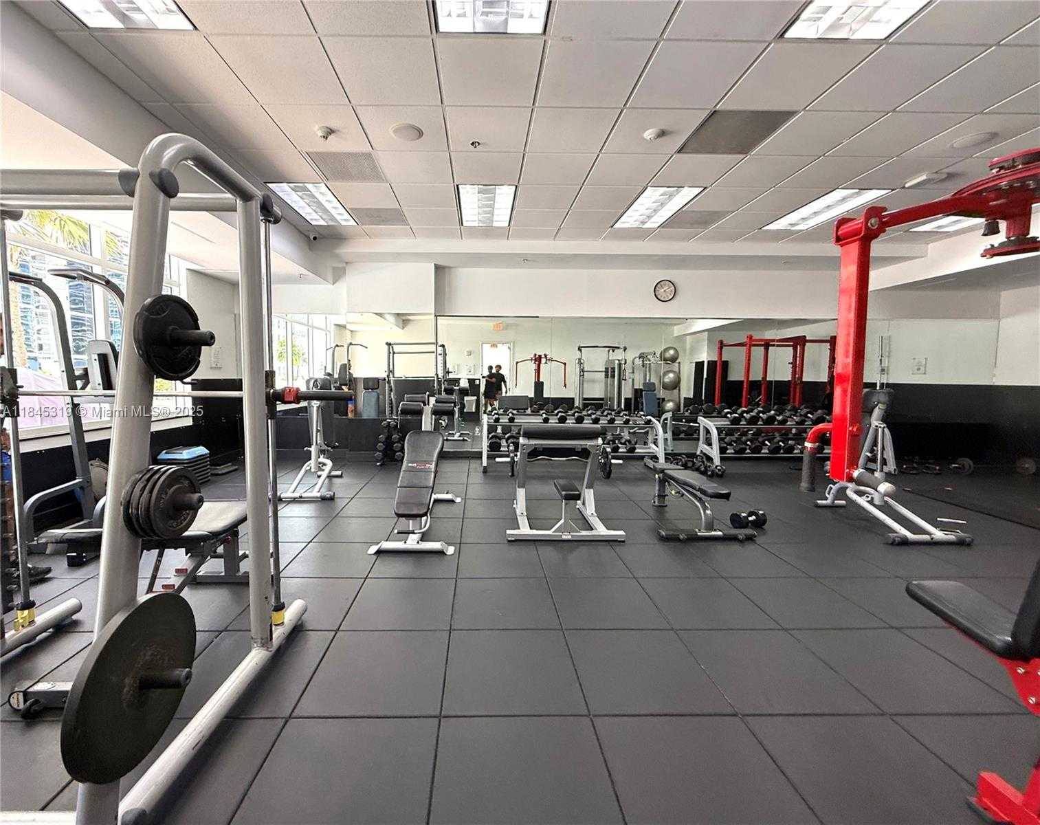 Small Image of 1200 BRICKELL BAY DR #3915, Miami Number 23