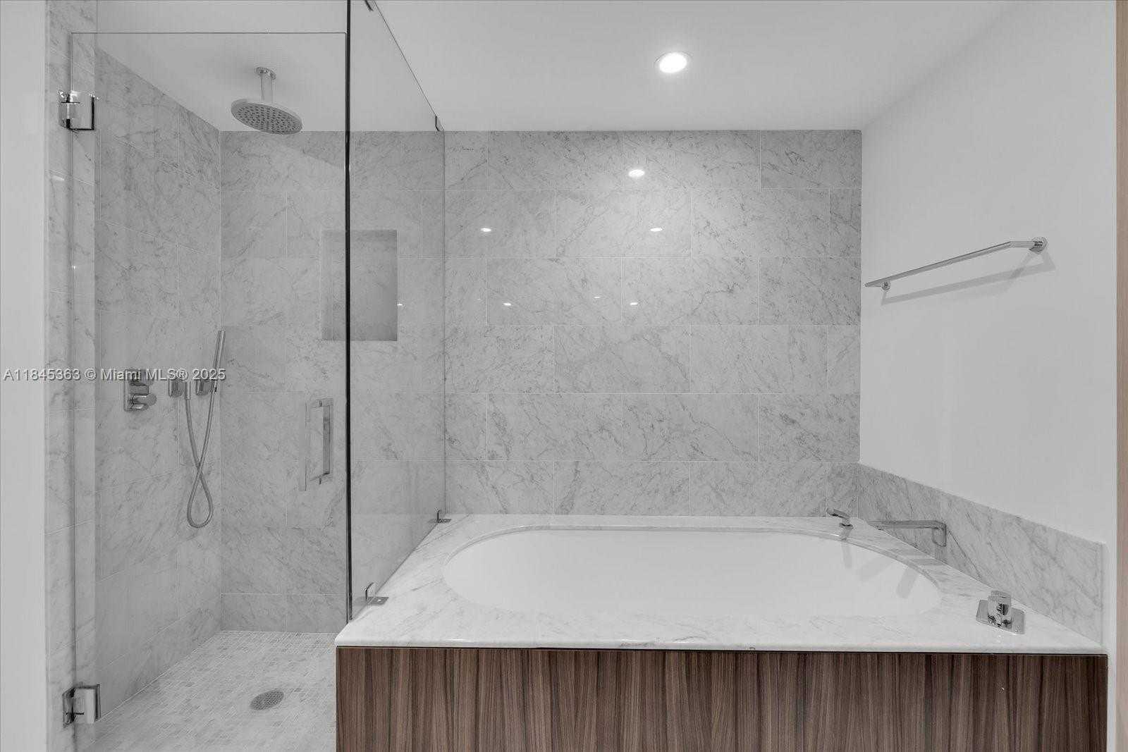Small Image of 1000 BRICKELL PLAZA #3610, Miami Number 12