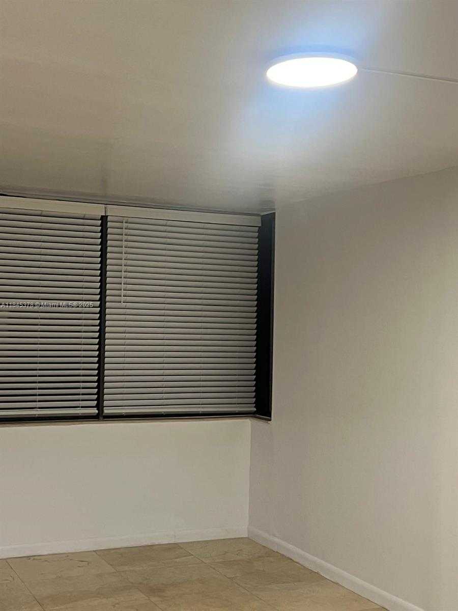 Small Image of 8255 SOUTH WEST 152ND AVE #E-412, Miami Number 27