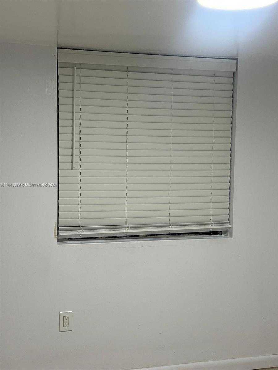 Small Image of 8255 SOUTH WEST 152ND AVE #E-412, Miami Number 30