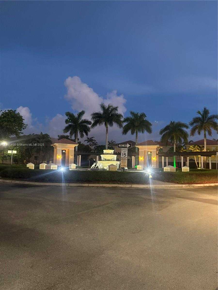 Small Image of 13732 SOUTH WEST 116TH TER, Miami Number 20