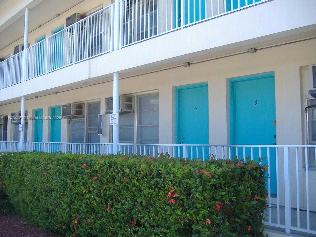 Small Image of 2821 SOUTH WEST 1ST AVE #8, Miami Number 12