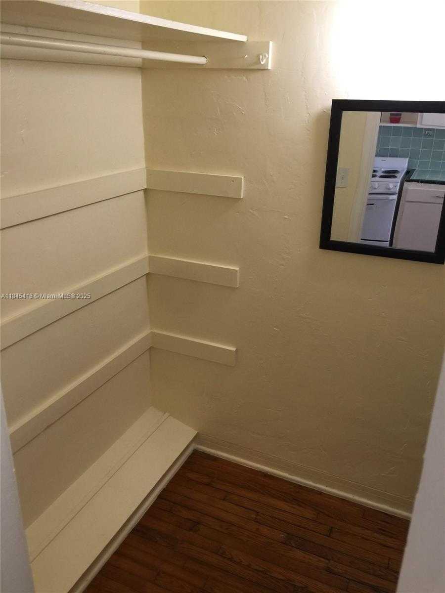 Small Image of 2821 SOUTH WEST 1ST AVE #8, Miami Number 7