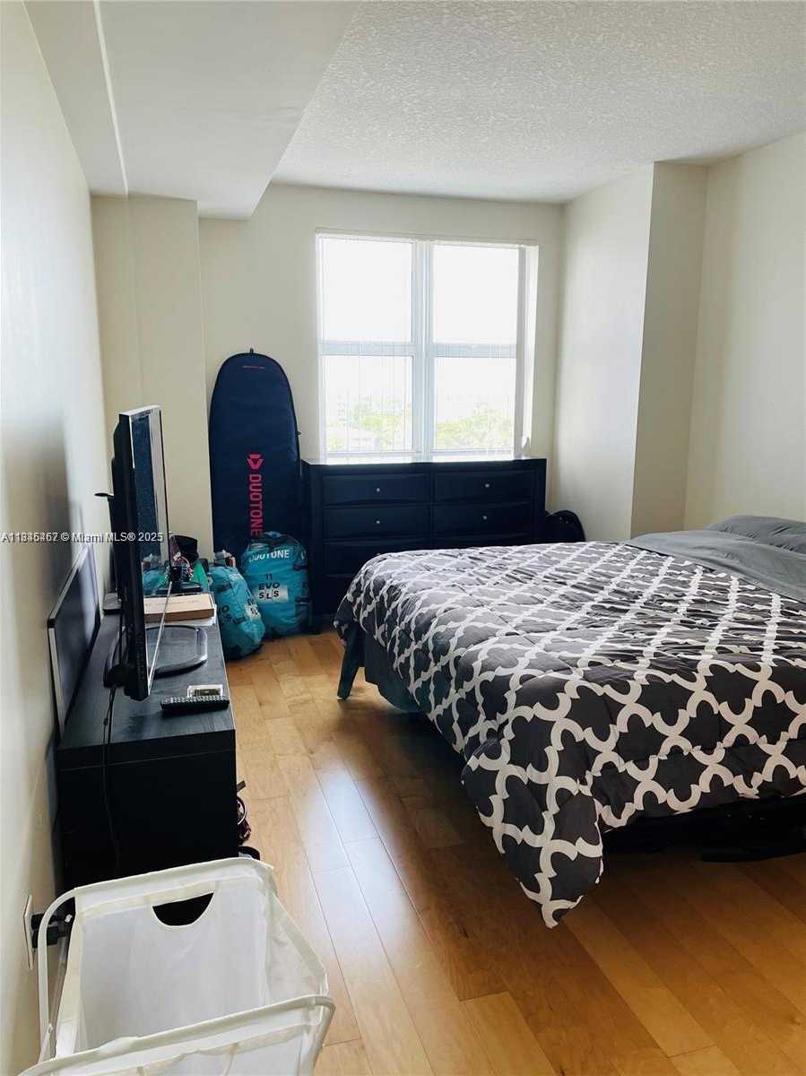 Small Image of 50 MENORES AVE #726, Coral Gables Number 10