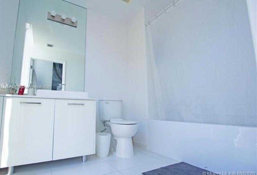 Small Image of 151 SOUTH EAST 1ST ST #1211, Miami Number 16