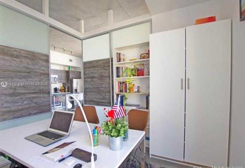 Small Image of 151 SOUTH EAST 1ST ST #1211, Miami Number 28