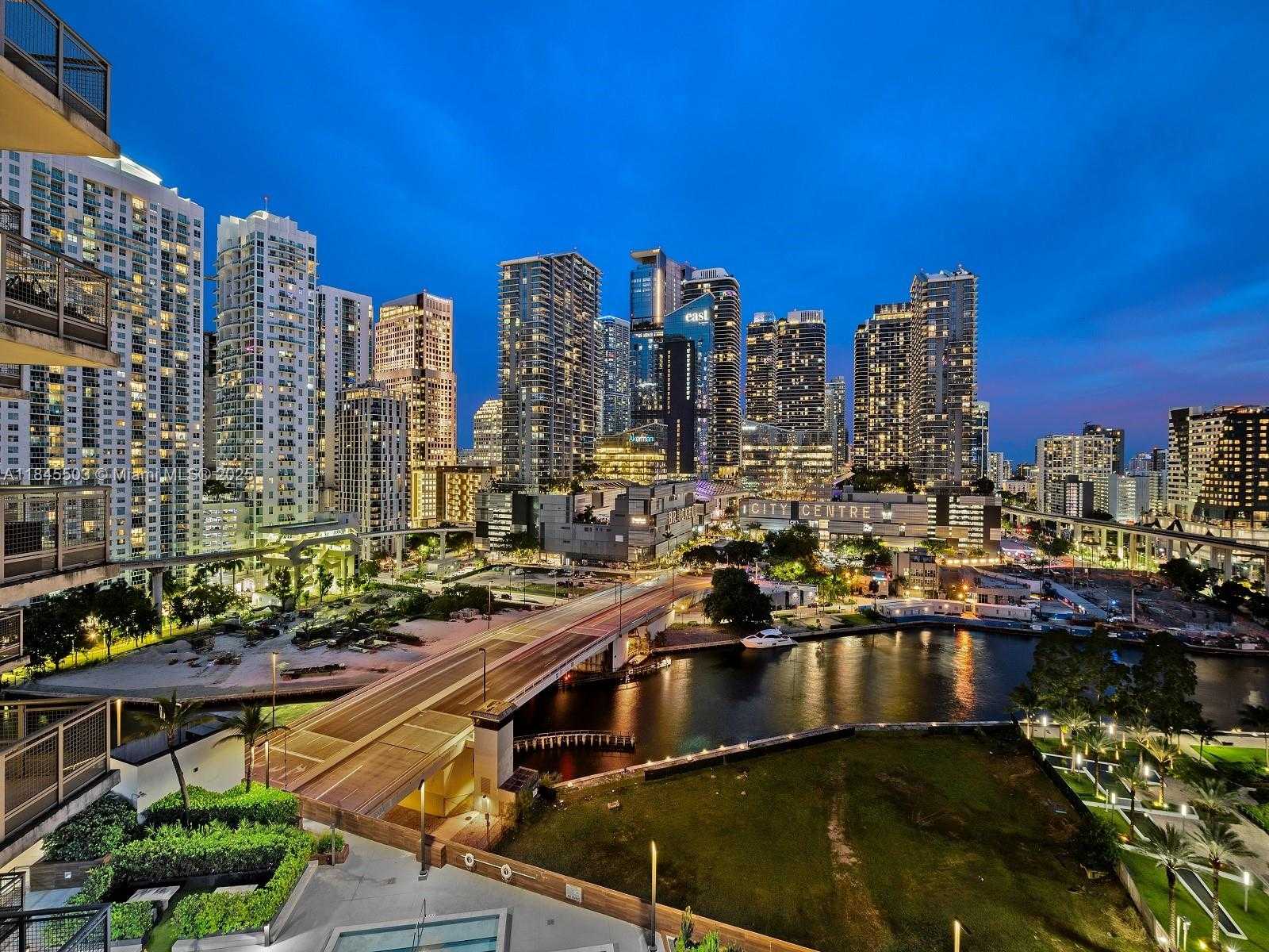 Small Image of 350 SOUTH MIAMI AVE #1610, Miami Number 2