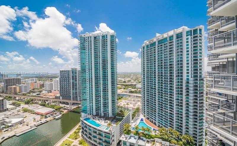 Small Image of 350 SOUTH MIAMI AVE #1610, Miami Number 48