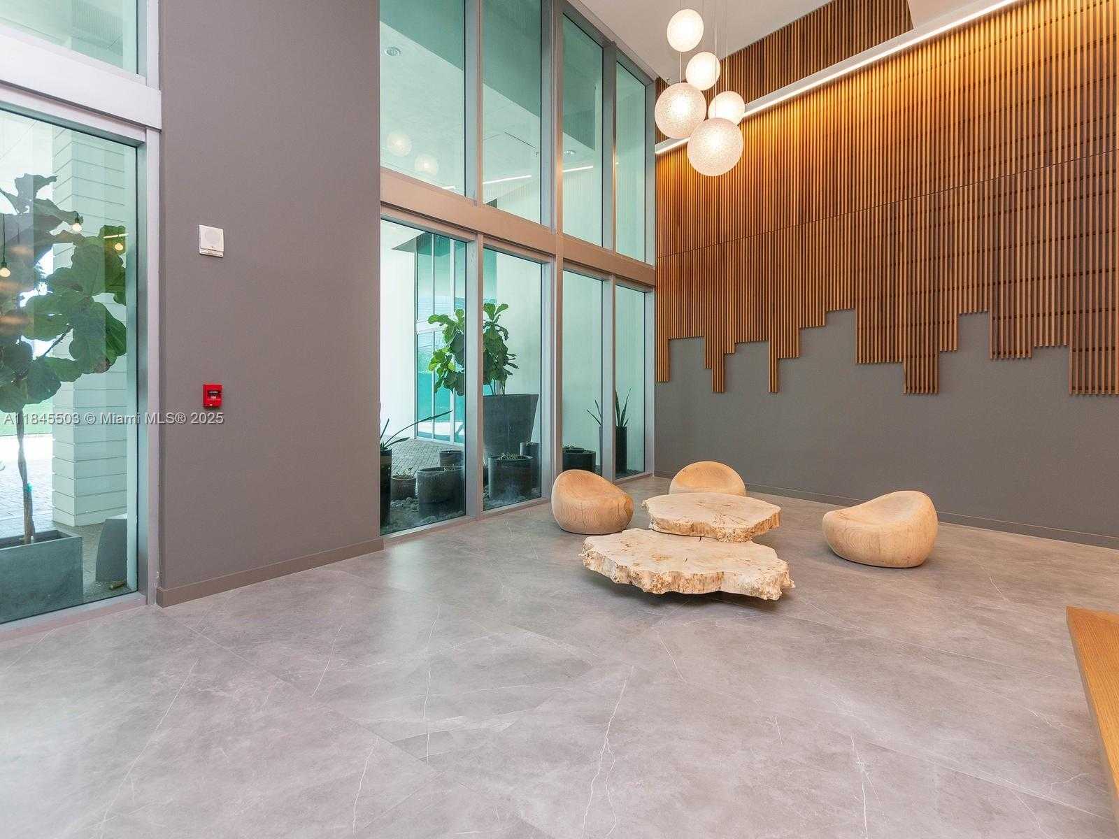 Small Image of 350 SOUTH MIAMI AVE #1610, Miami Number 94