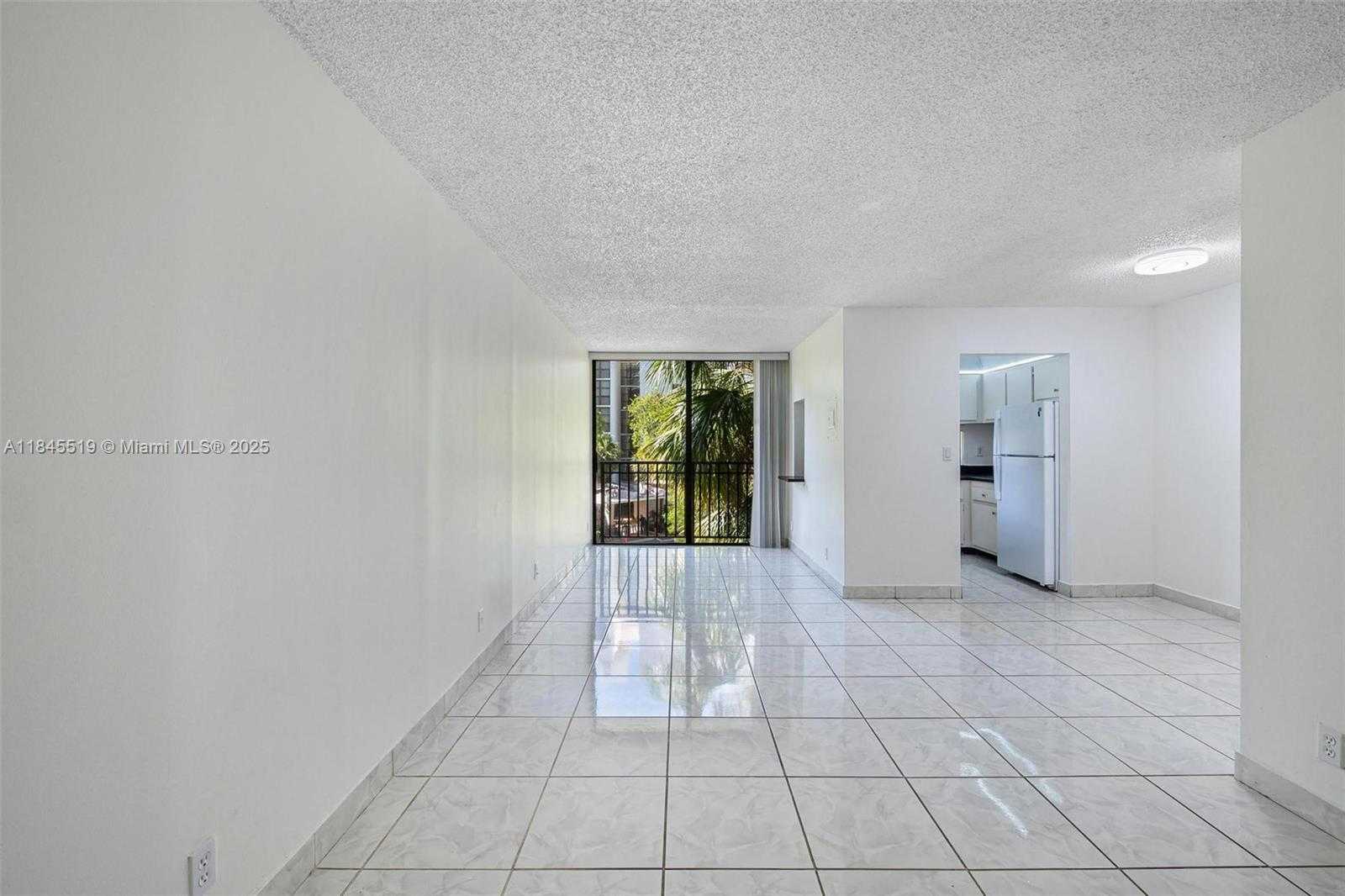 Small Image of 16909 NORTH BAY RD #305, Sunny Isles Beach Number 3