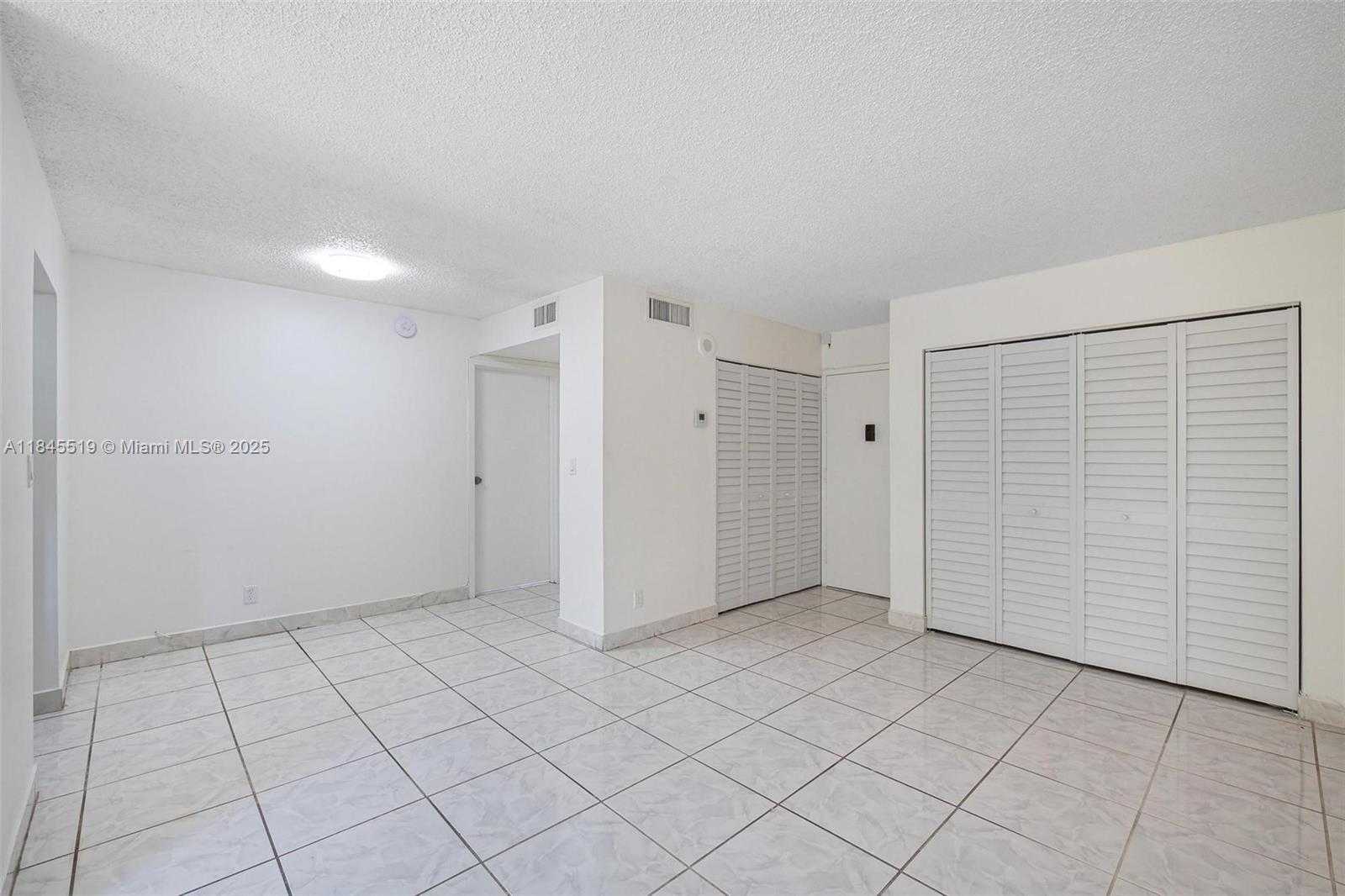 Small Image of 16909 NORTH BAY RD #305, Sunny Isles Beach Number 8