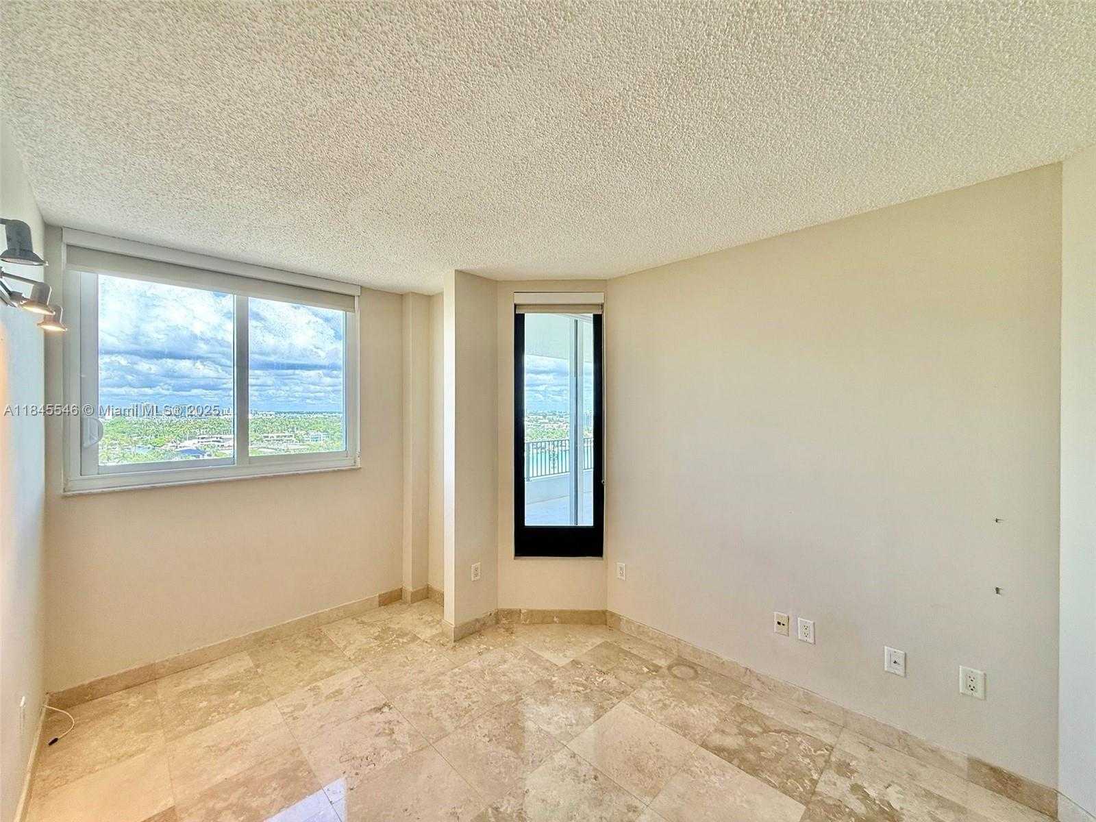Small Image of 6422 COLLINS AVE #1403, Miami Beach Number 16
