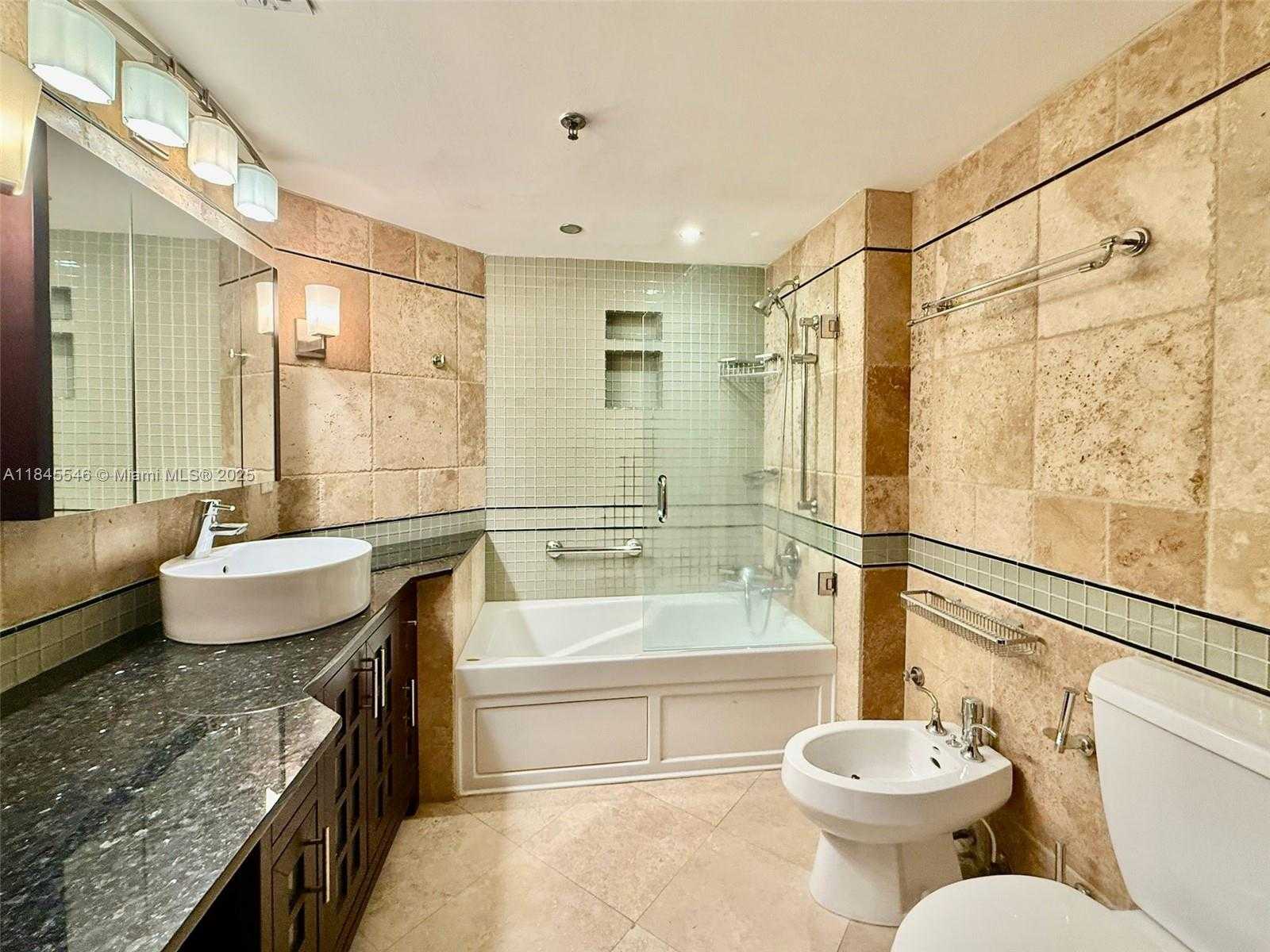 Small Image of 6422 COLLINS AVE #1403, Miami Beach Number 20