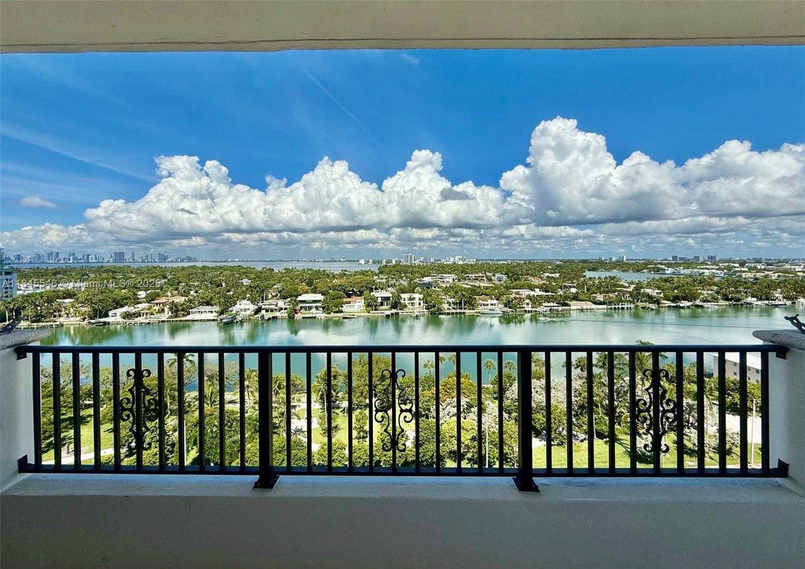 Small Image of 6422 COLLINS AVE #1403, Miami Beach Number 3