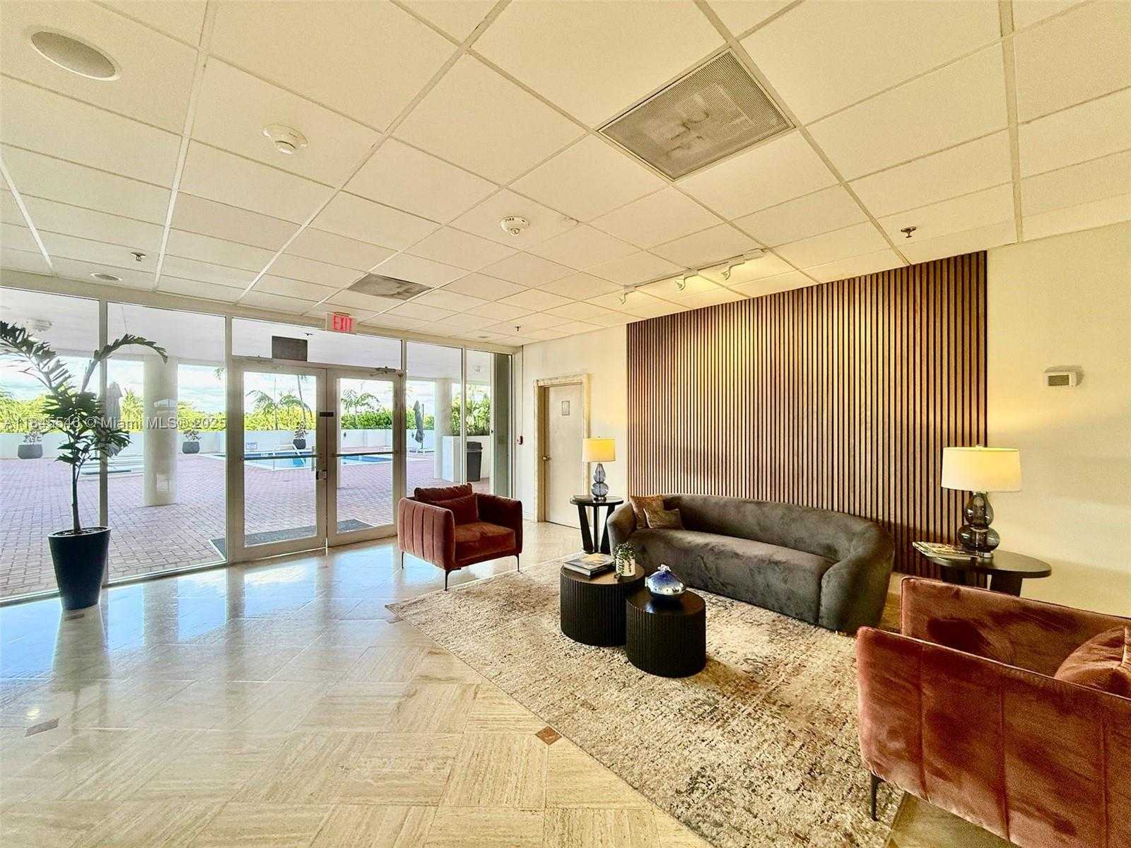 Small Image of 6422 COLLINS AVE #1403, Miami Beach Number 35