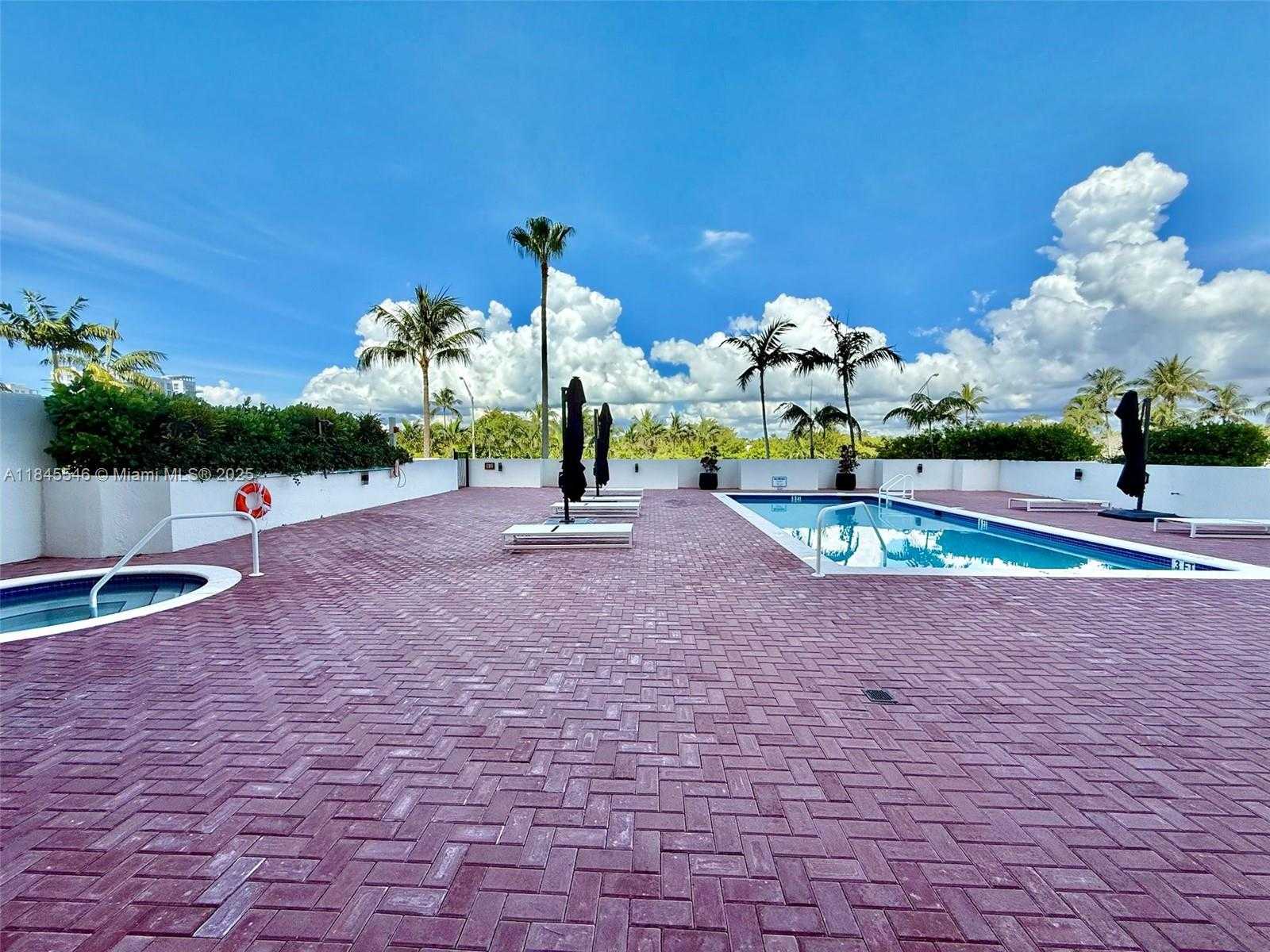 Small Image of 6422 COLLINS AVE #1403, Miami Beach Number 39