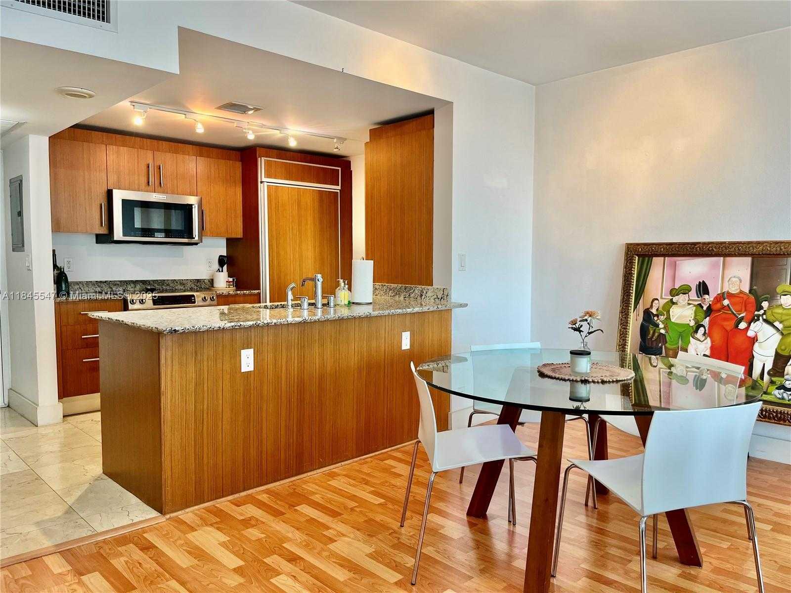 Small Image of 10275 COLLINS AVE #716, Bal Harbour Number 15