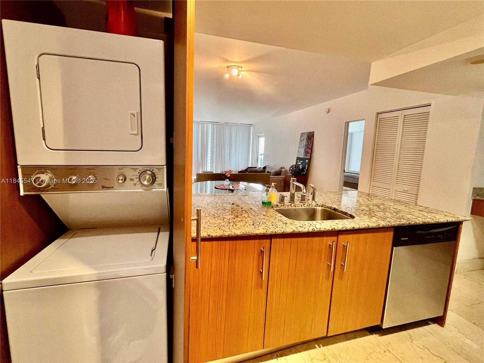 Small Image of 10275 COLLINS AVE #716, Bal Harbour Number 19