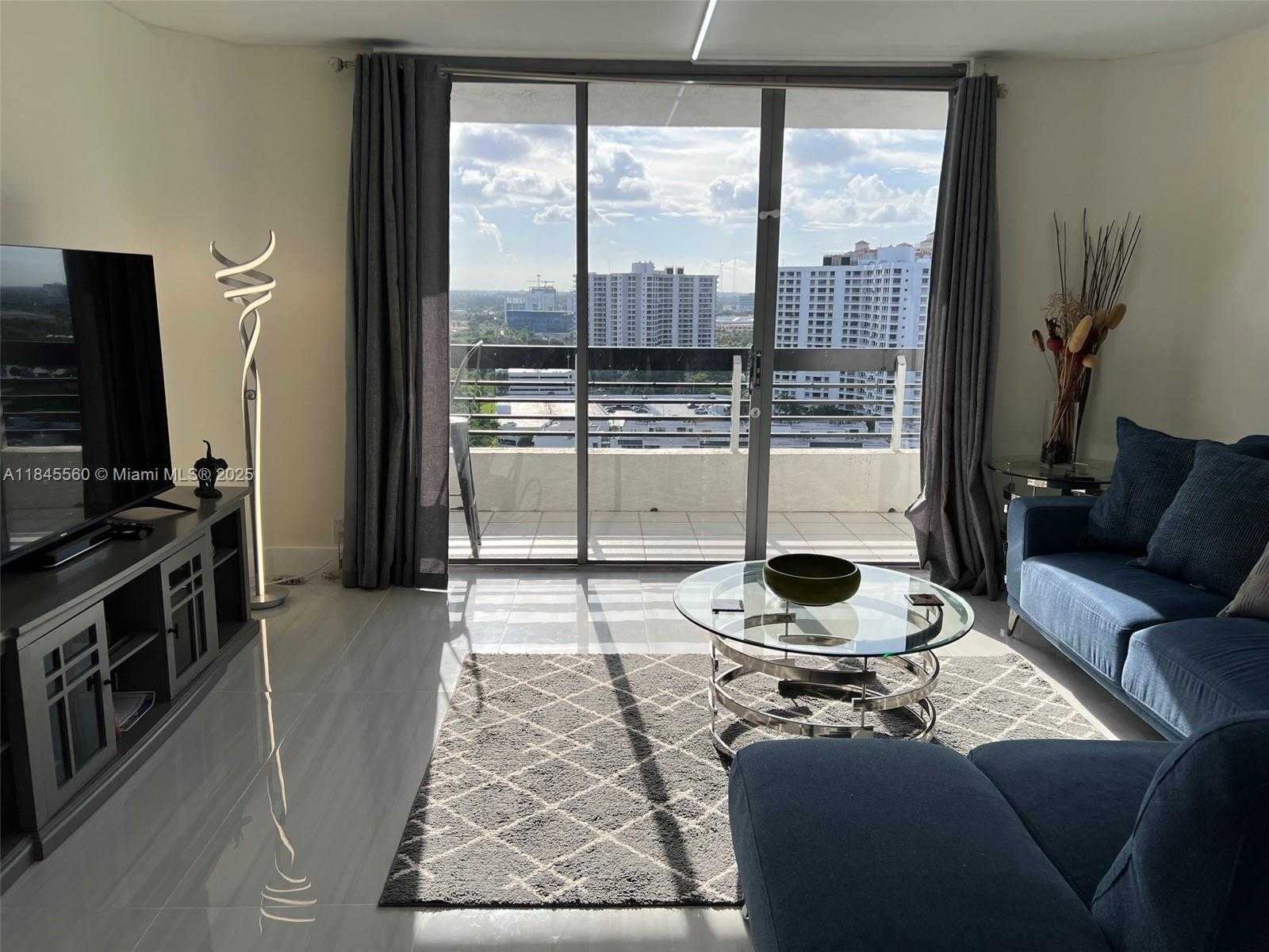 Small Image of 3530 MYSTIC POINTE DR #1903, Aventura Number 14