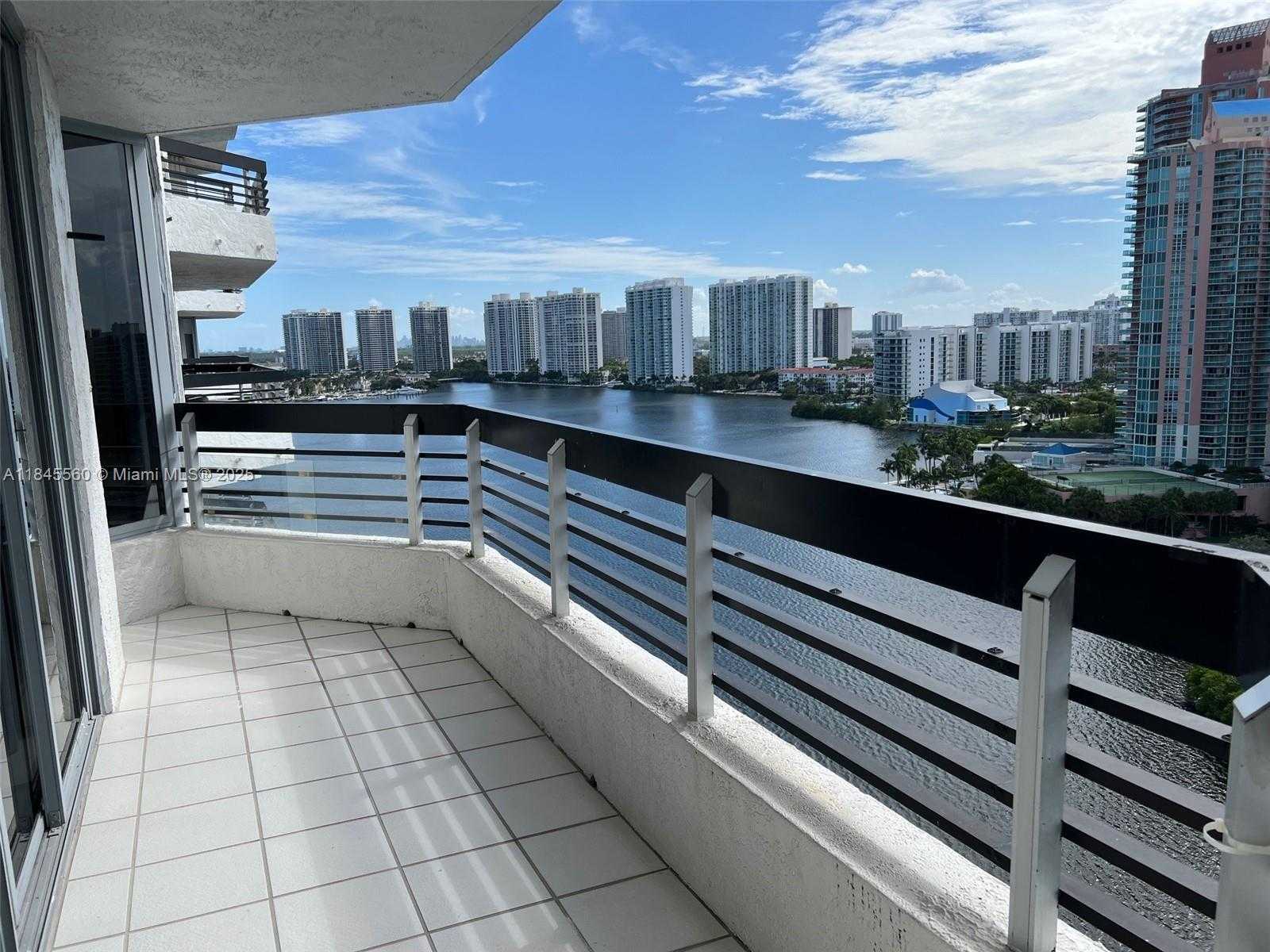 Small Image of 3530 MYSTIC POINTE DR #1903, Aventura Number 3