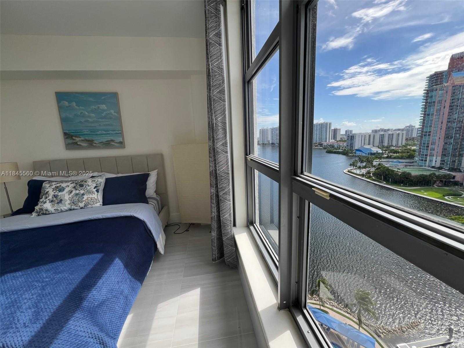 Small Image of 3530 MYSTIC POINTE DR #1903, Aventura Number 34
