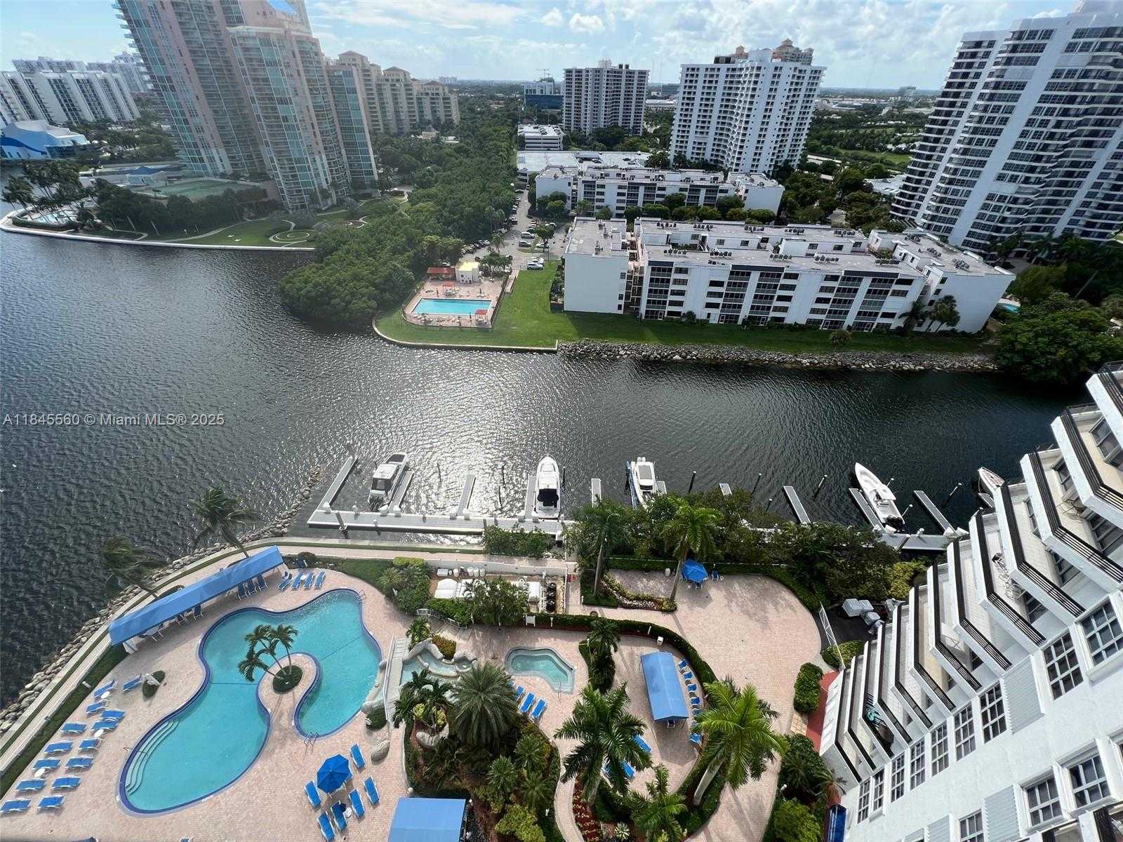 Small Image of 3530 MYSTIC POINTE DR #1903, Aventura Number 4