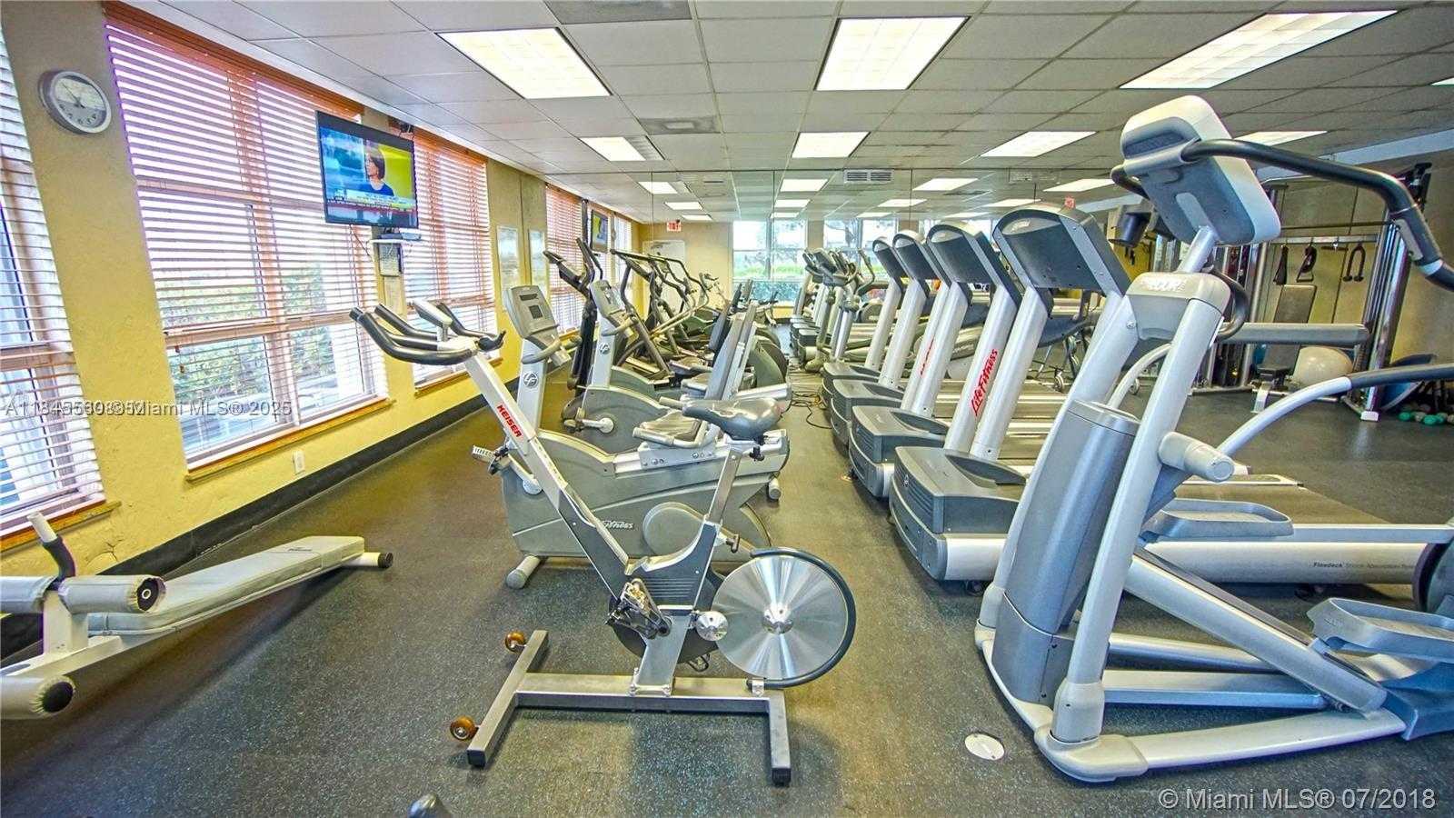 Small Image of 3530 MYSTIC POINTE DR #1903, Aventura Number 46