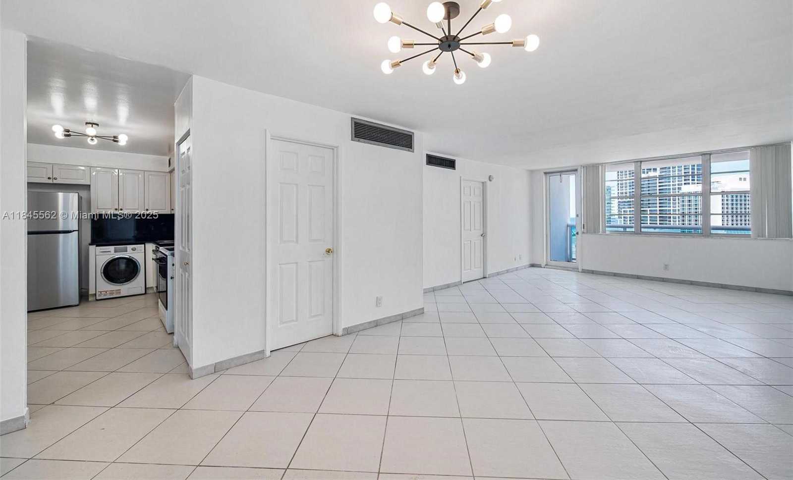 Small Image of 6770 INDIAN CREEK DR #11T, Miami Beach Number 3
