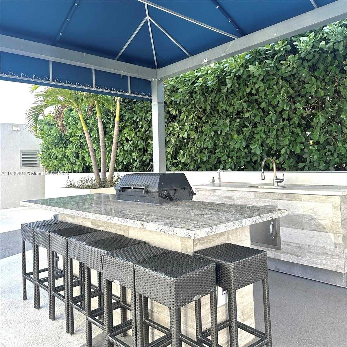 Small Image of 1861 NORTH WEST S RIVER DR #1505, Miami Number 32