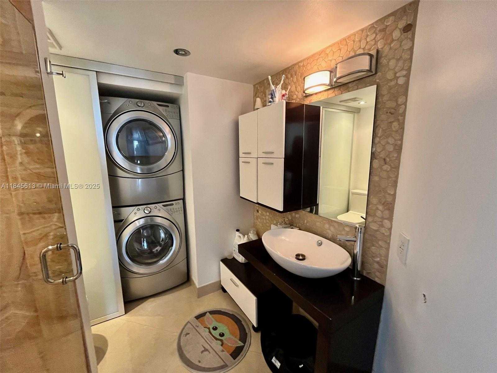 Small Image of 1000 ISLAND BLVD #610, Aventura Number 20