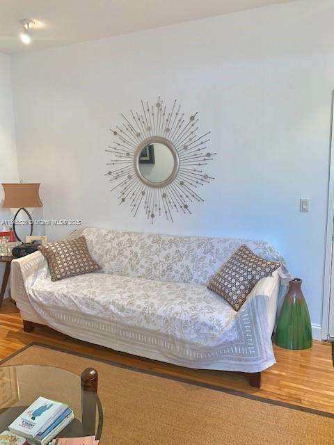 Small Image of 1330 DREXEL AVE #205, Miami Beach Number 2