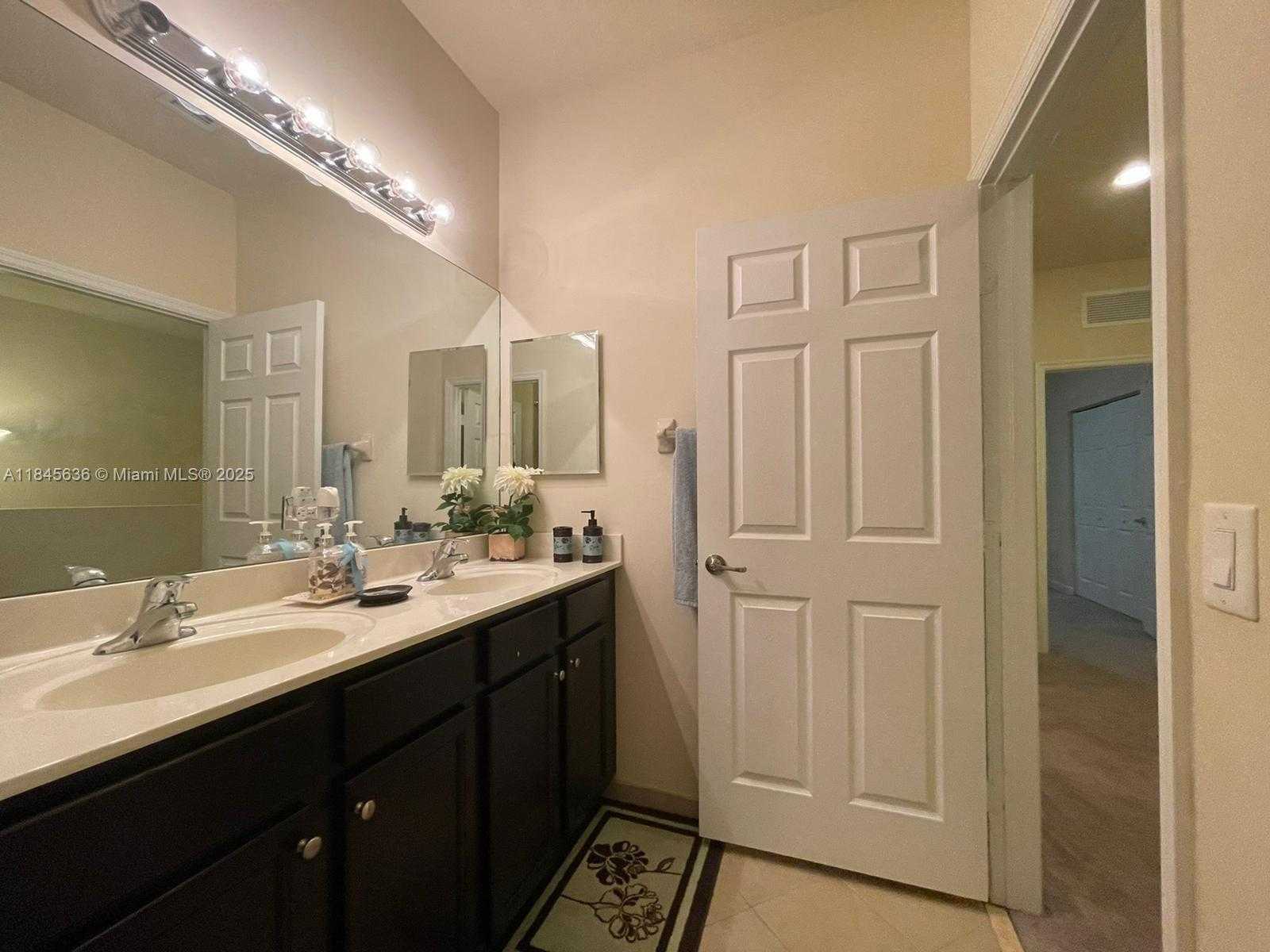 Small Image of 8878 WEST 33RD AVE #8878, Hialeah Number 16