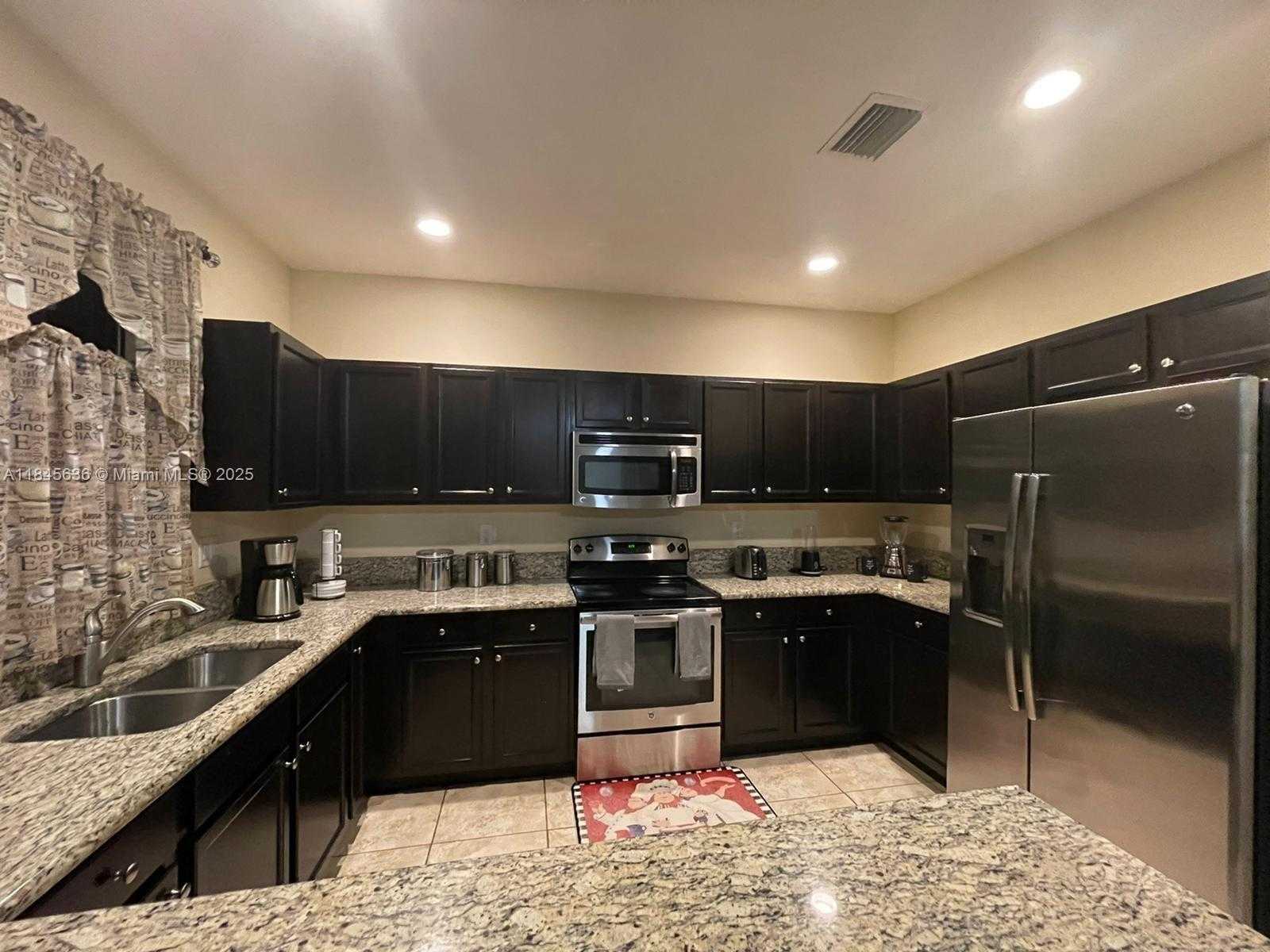 Small Image of 8878 WEST 33RD AVE #8878, Hialeah Number 5