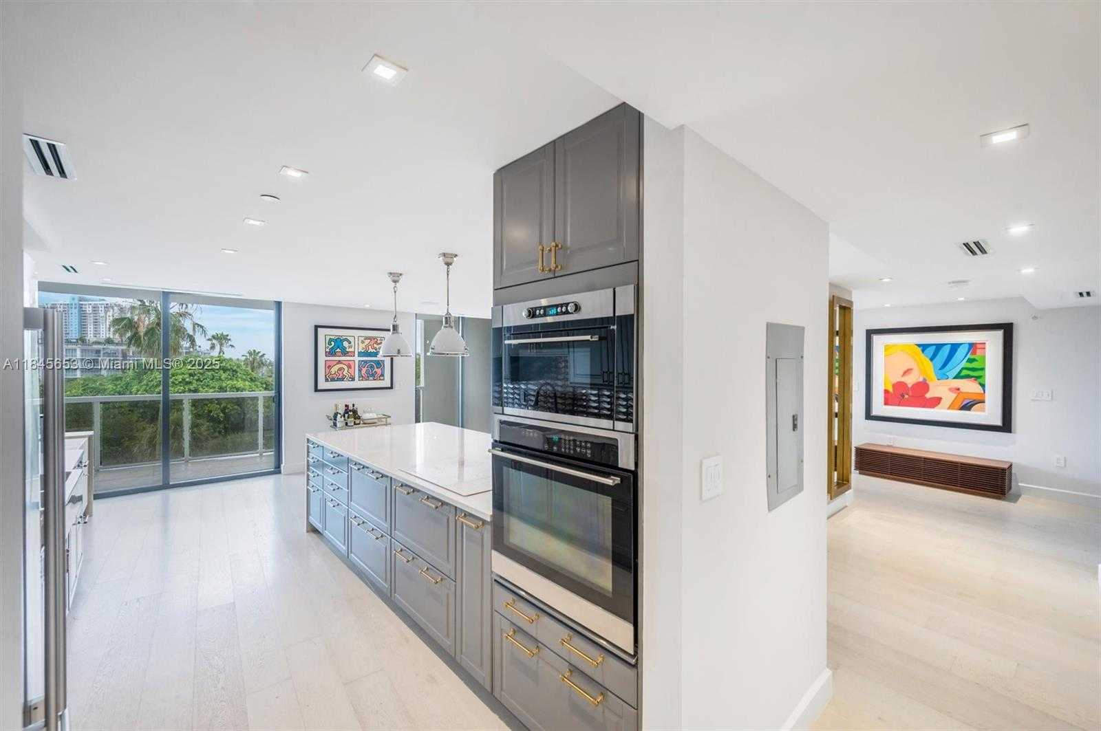 Small Image of 9 ISLAND AVE #514, Miami Beach Number 12