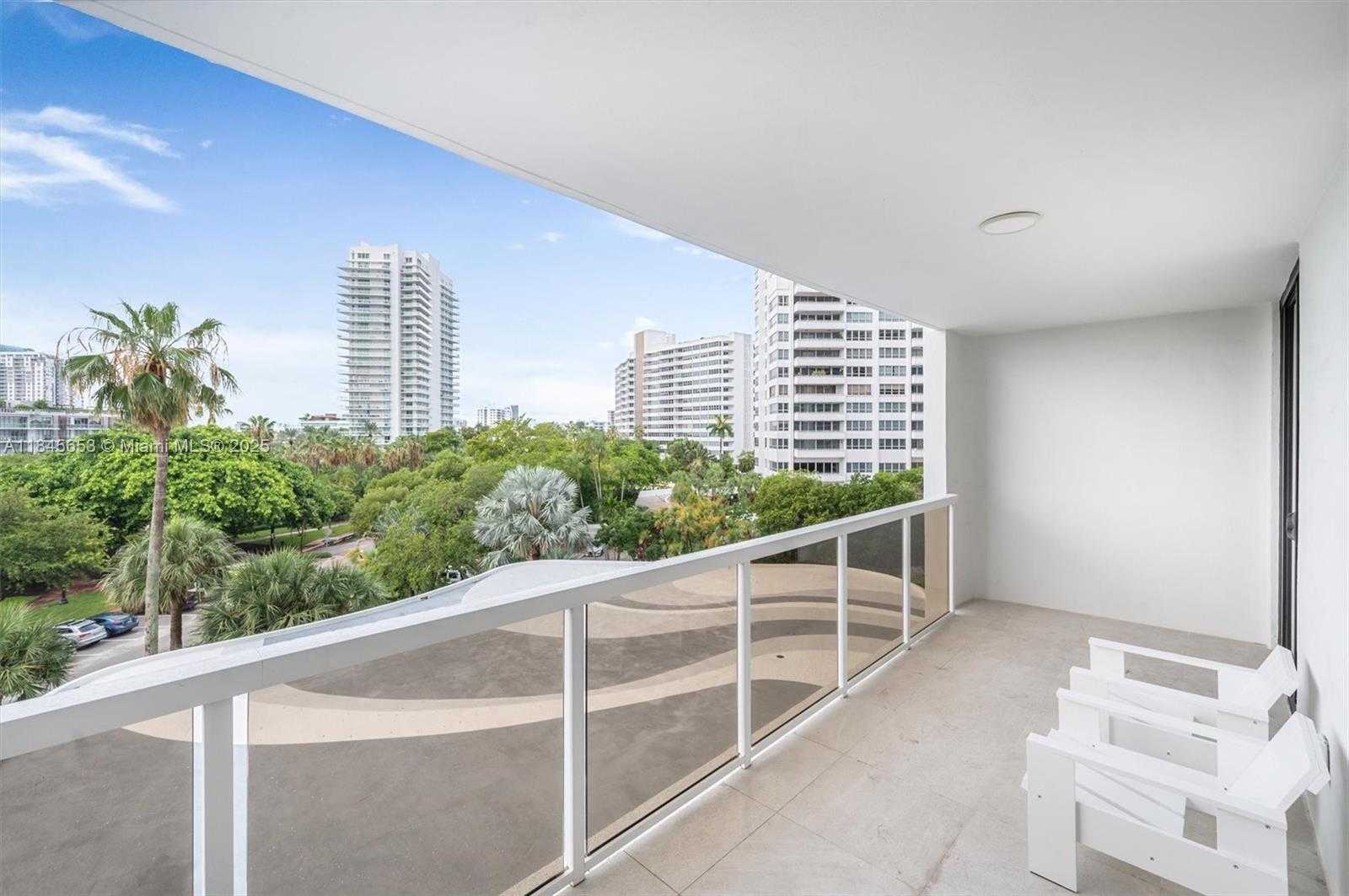 Small Image of 9 ISLAND AVE #514, Miami Beach Number 14