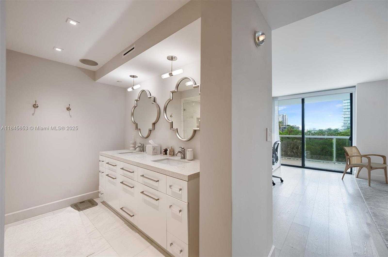 Small Image of 9 ISLAND AVE #514, Miami Beach Number 19