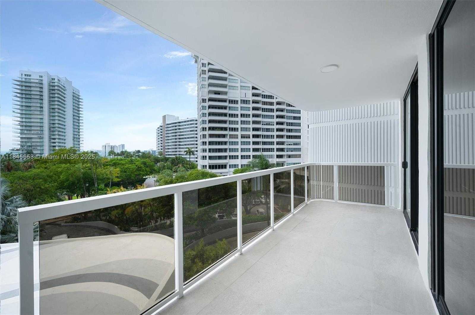 Small Image of 9 ISLAND AVE #514, Miami Beach Number 22