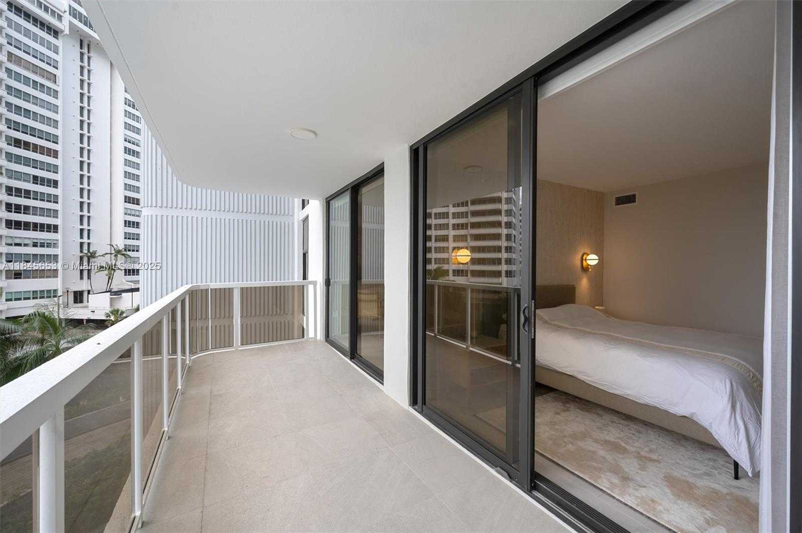 Small Image of 9 ISLAND AVE #514, Miami Beach Number 23