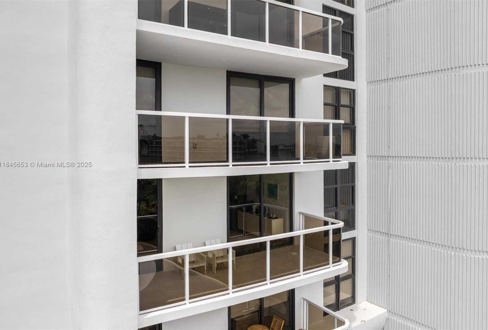 Small Image of 9 ISLAND AVE #514, Miami Beach Number 31