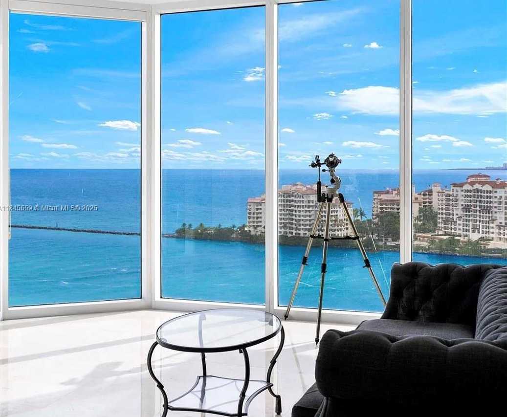 Small Image of 300 SOUTH POINTE DR #1901, Miami Beach Number 22