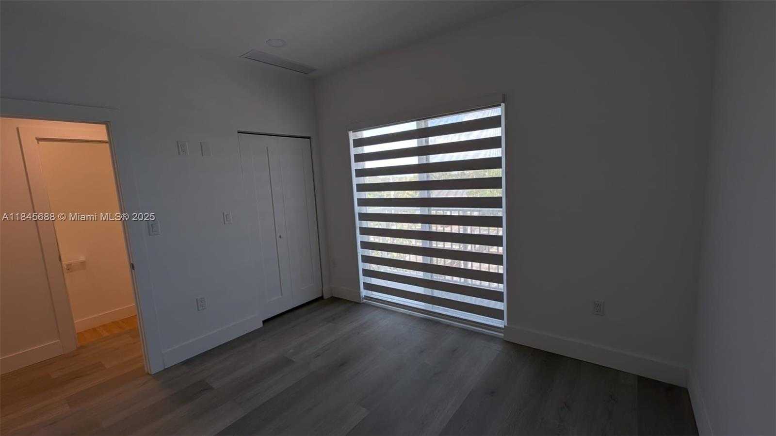 Small Image of 816 84TH ST #3, Miami Beach Number 4